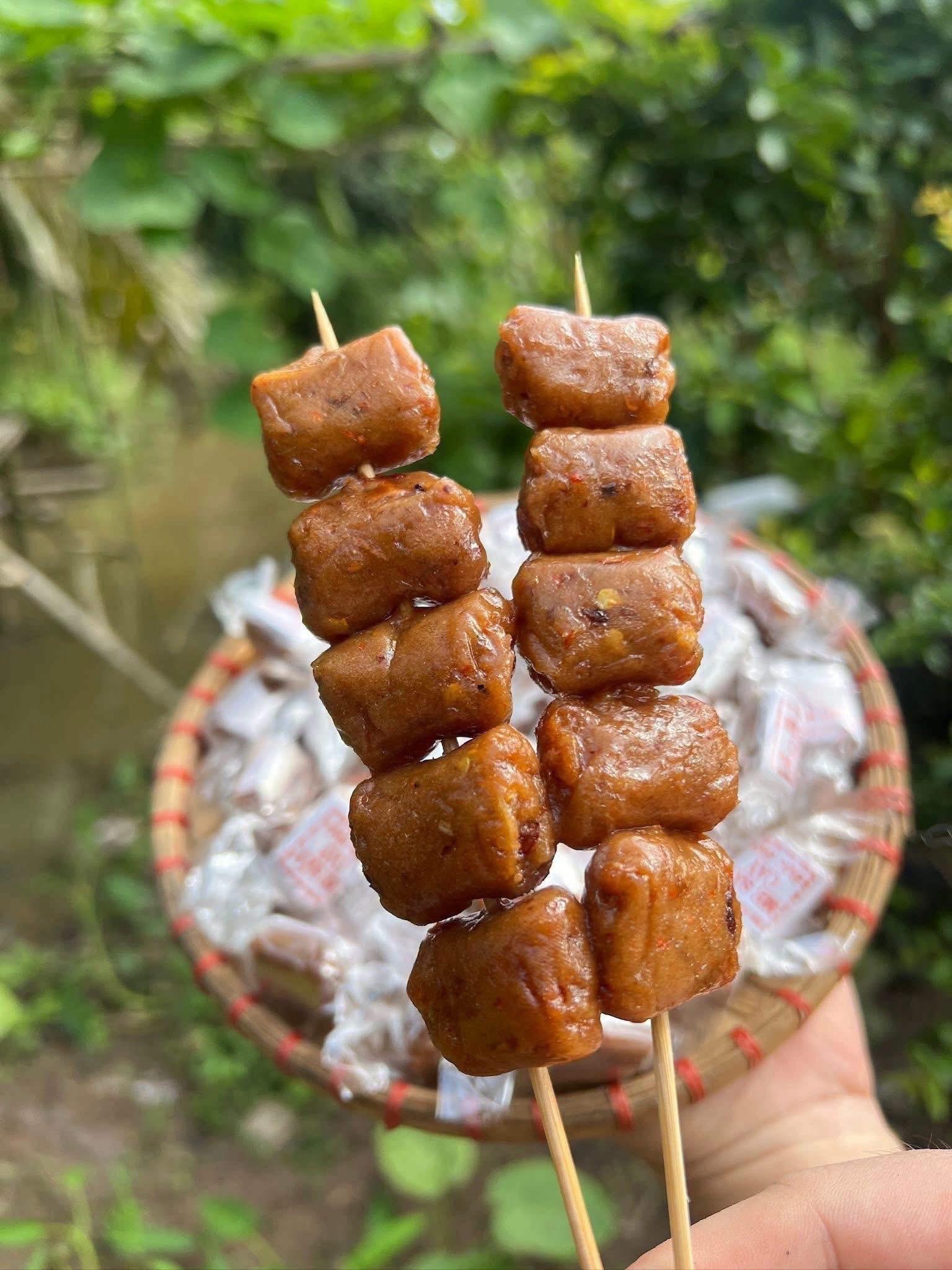 Vietnamese Spicy Tamarind Chews 300g