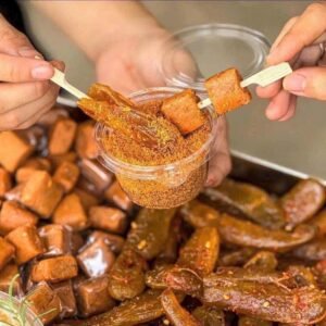 Vietnamese Spicy Tamarind Chews 300g