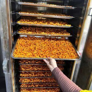 Garlic Chili Vietnamese Macaroni Snack