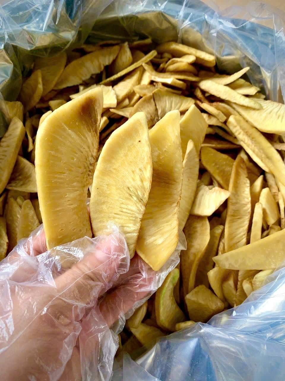 Vietnamese Dried Breadfruit Chips Crispy Tropical Snack